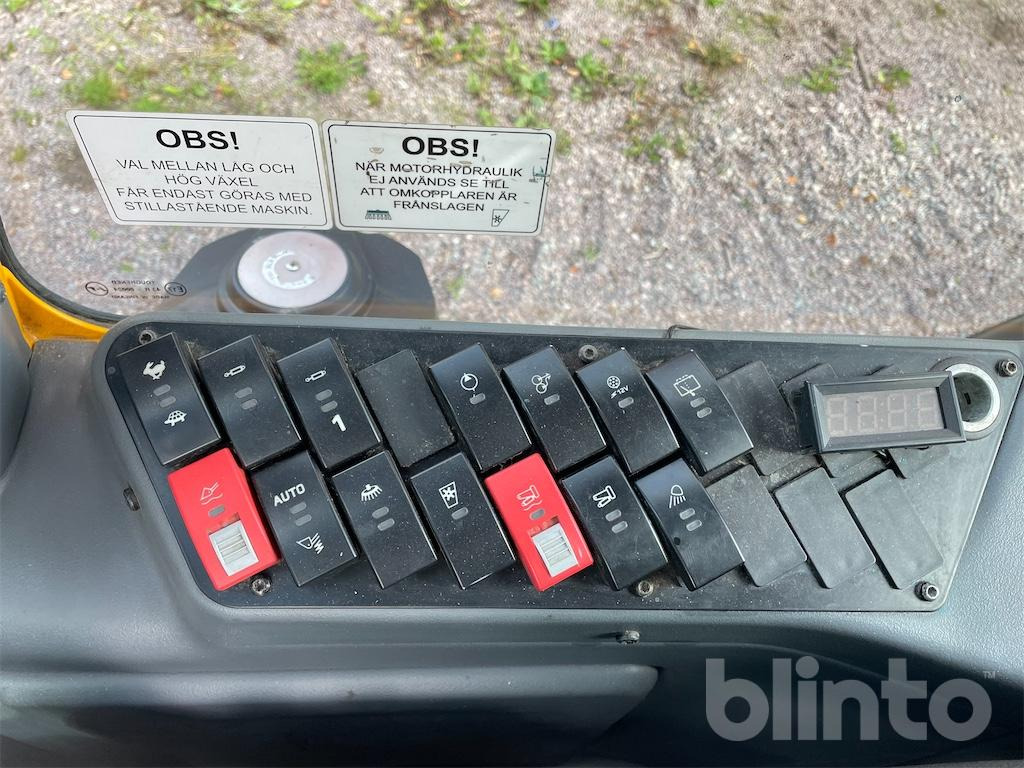 Chargeuse sur pneus WILLE 665