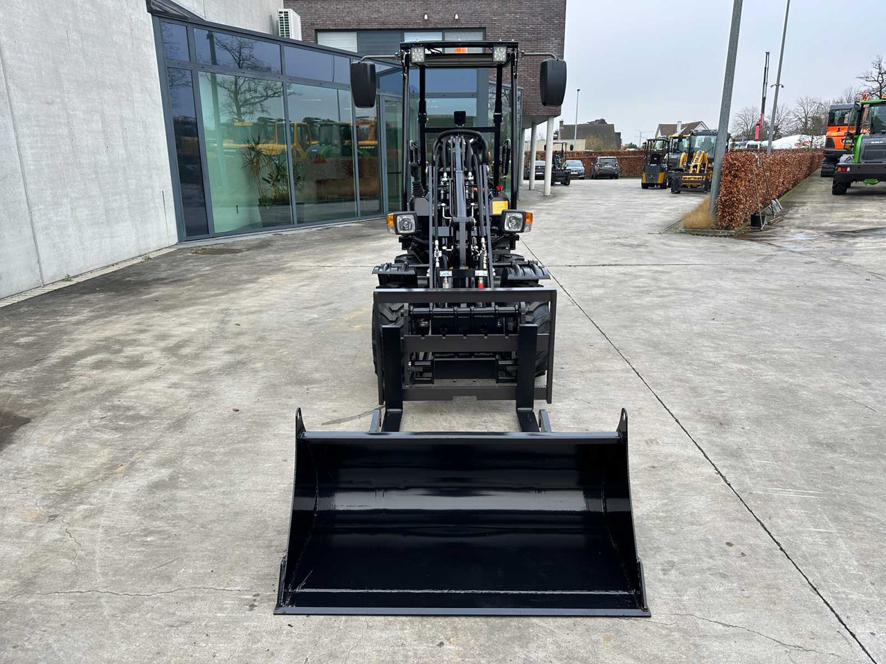 Chargeuse sur pneus WOLF - 2025 - MINI 750 - WHEEL LOADER MINI 750