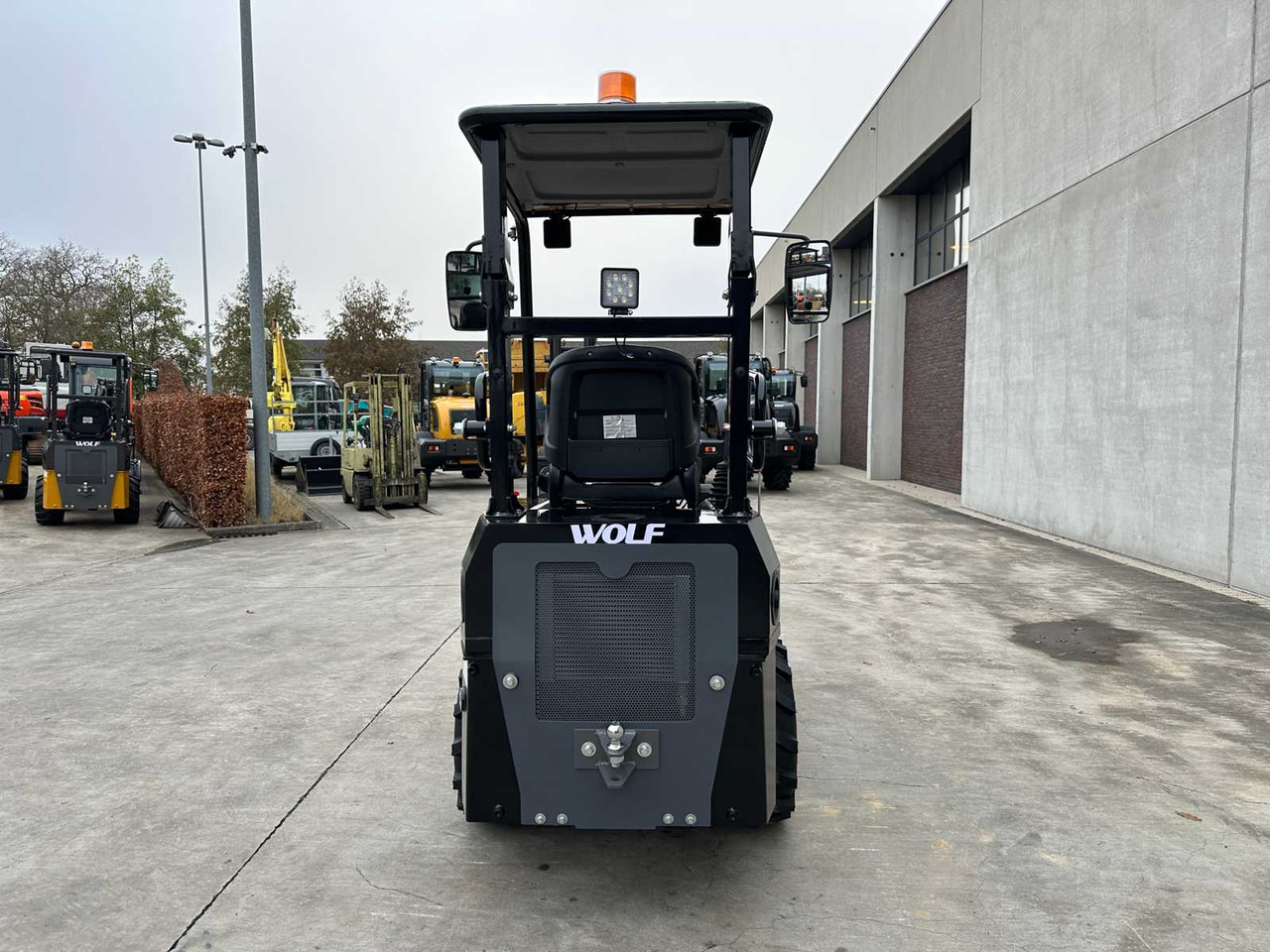 Chargeuse sur pneus WOLF - 2025 - MINI 750 - WHEEL LOADER MINI 750