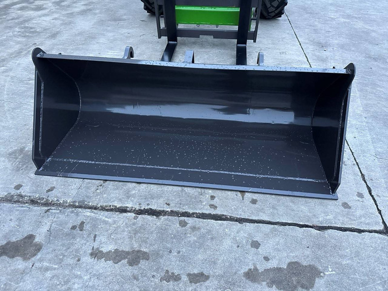 Chargeuse sur pneus WOLF WL160