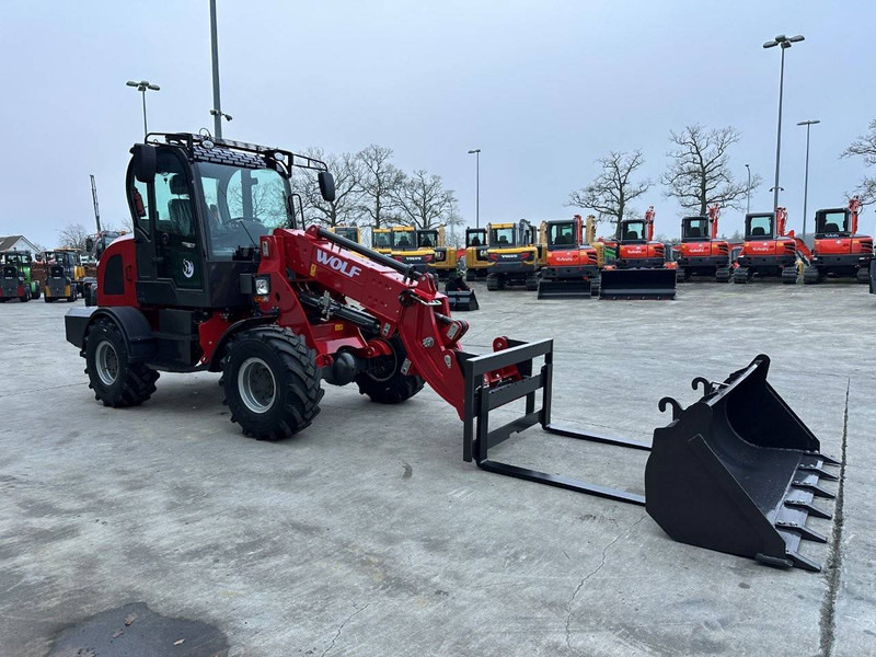 Chargeuse sur pneus WOLF WL816T