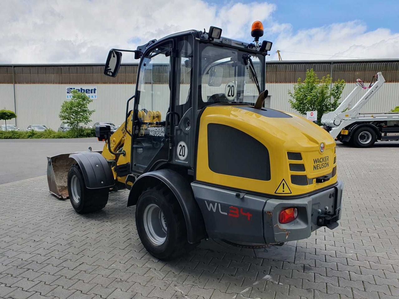 Chargeuse sur pneus Wacker WL34 (RL40) / Schaufel + Gabel / nur 743h / 62PS