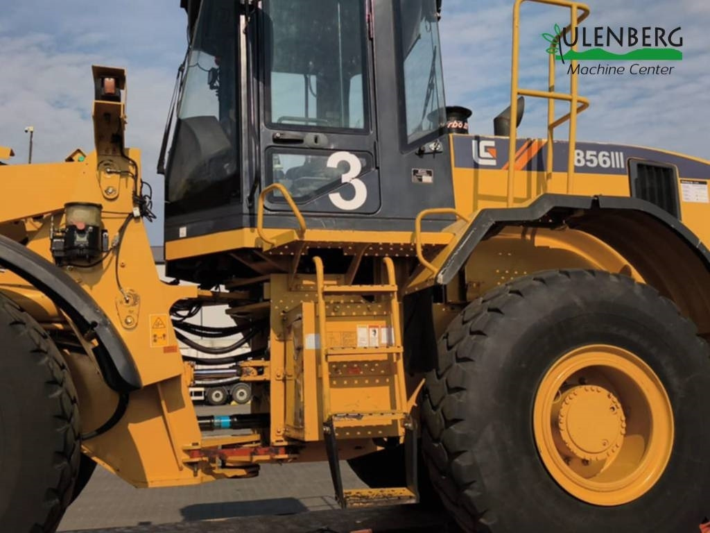 Chargeuse sur pneus Warynski LIUGONG CLG 856