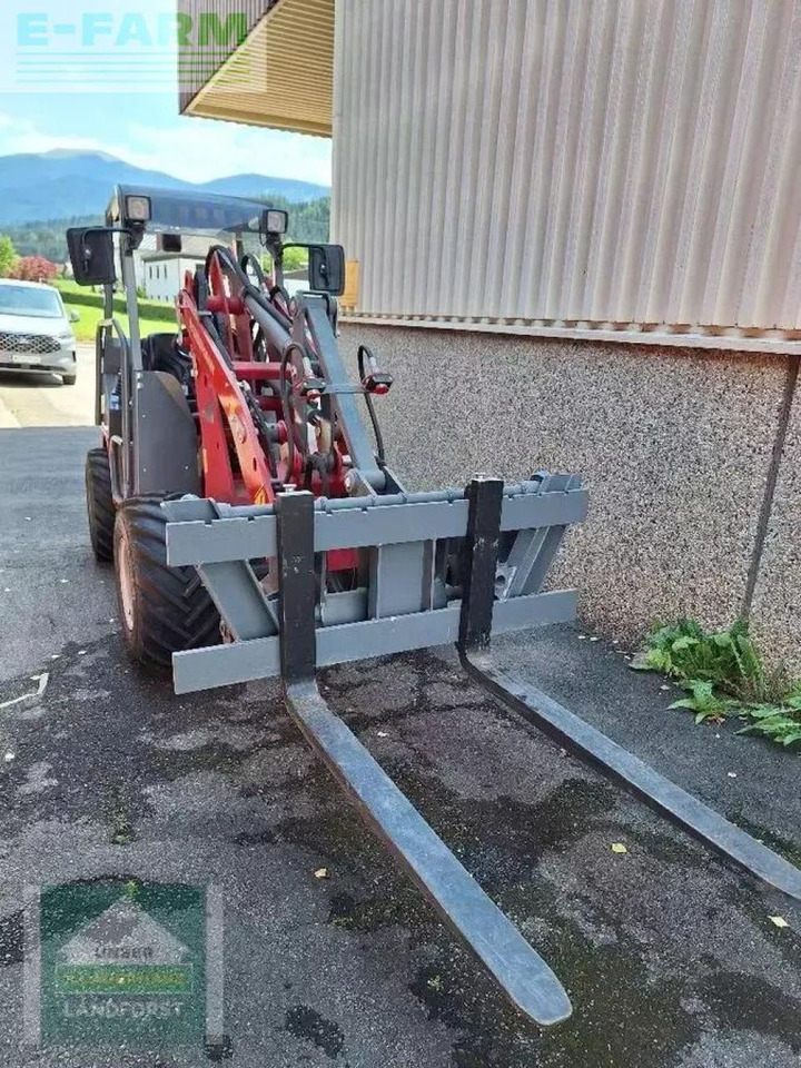 Chargeuse sur pneus Weidemann 1240 lp