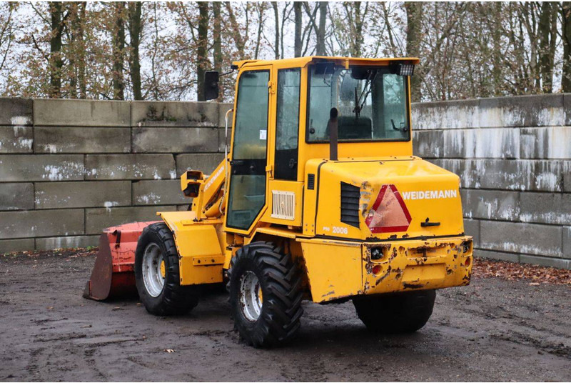 Chargeuse sur pneus Weidemann P50 2006