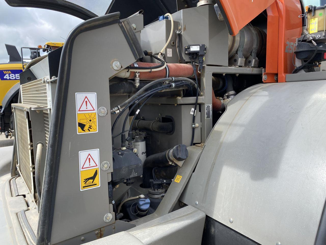 Chargeuse sur pneus Weycor AR250e