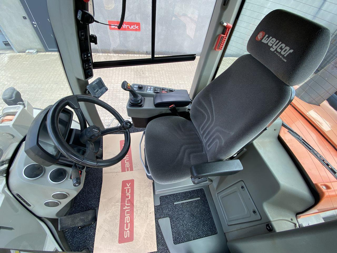 Chargeuse sur pneus Weycor AR250e