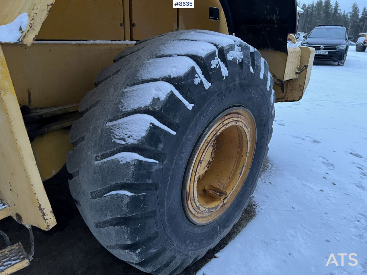 Chargeuse sur pneus Wheel Loader Volvo BM L120 with bucket