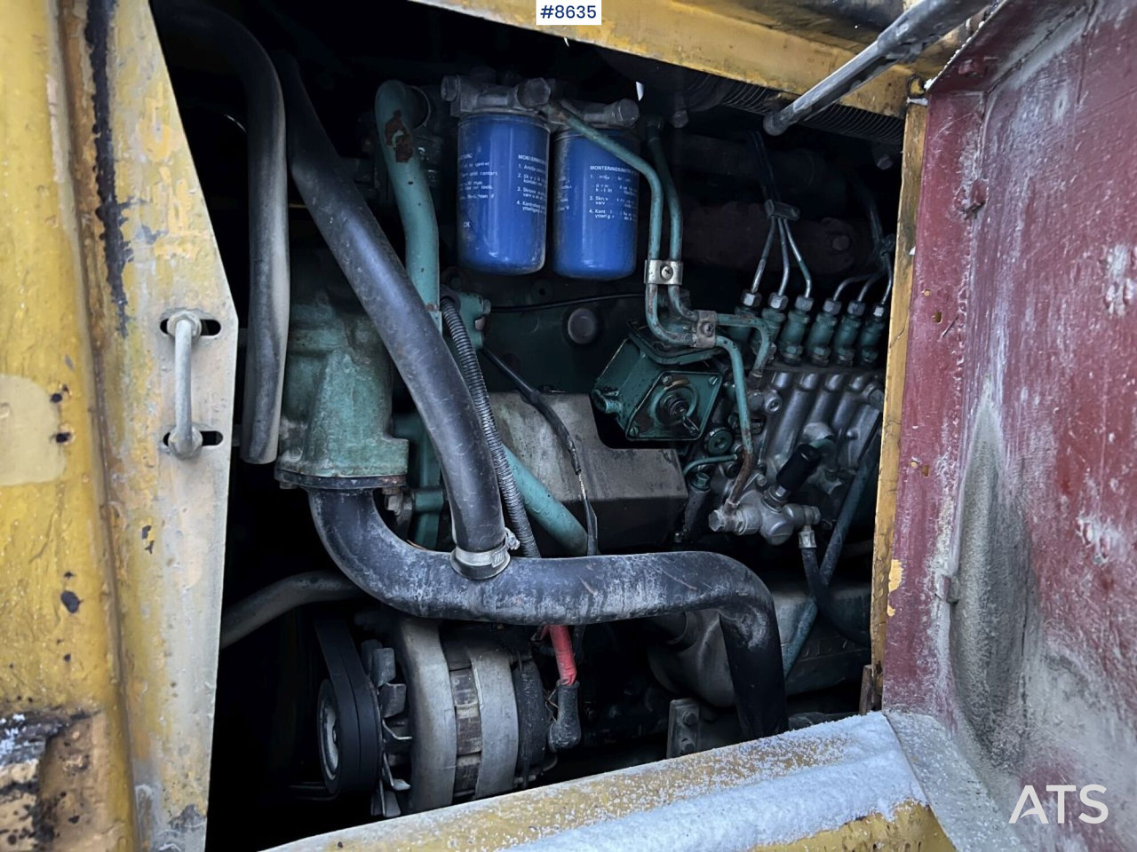 Chargeuse sur pneus Wheel Loader Volvo BM L120 with bucket