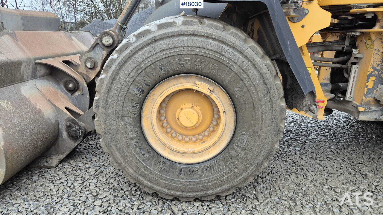 Chargeuse sur pneus Wheel loader VOLVO L180H (2017)