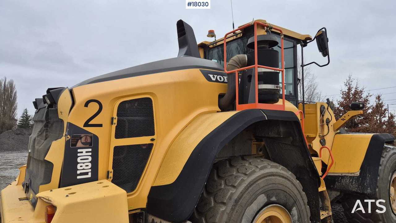 Chargeuse sur pneus Wheel loader VOLVO L180H (2017)