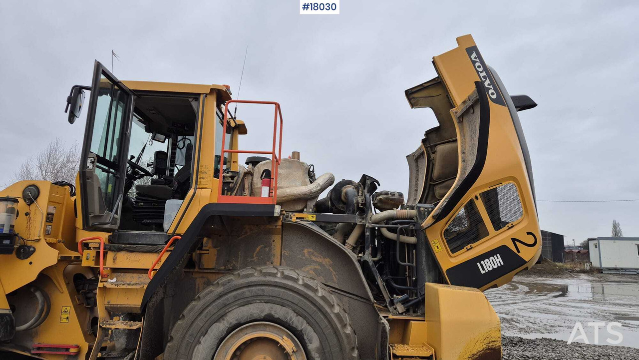 Chargeuse sur pneus Wheel loader VOLVO L180H (2017)