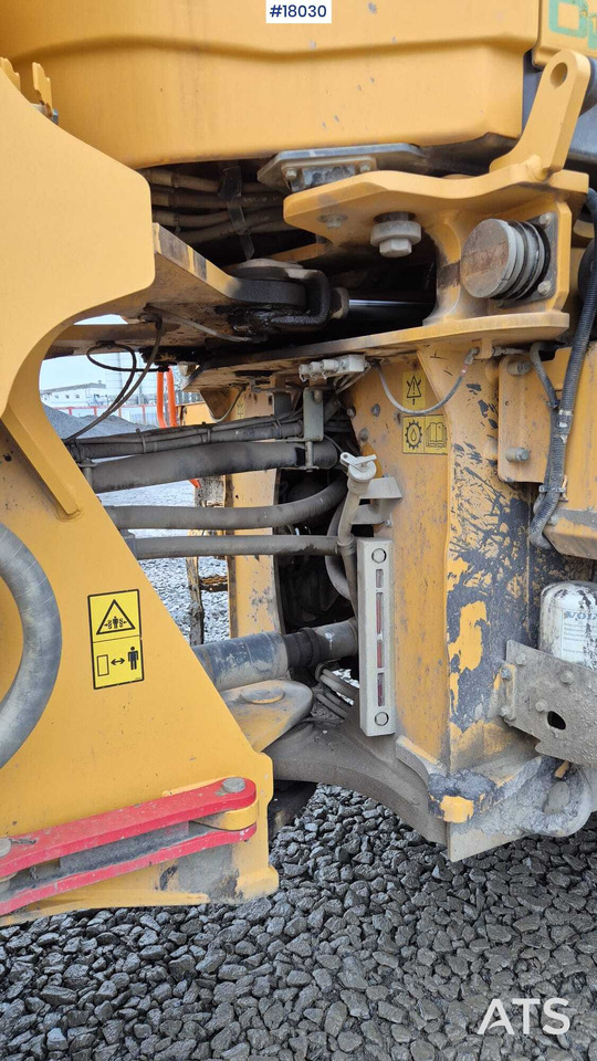 Chargeuse sur pneus Wheel loader VOLVO L180H (2017)