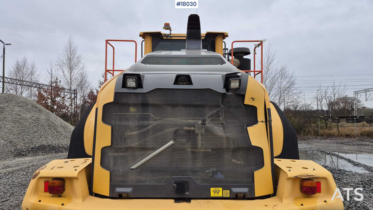 Chargeuse sur pneus Wheel loader VOLVO L180H (2017)