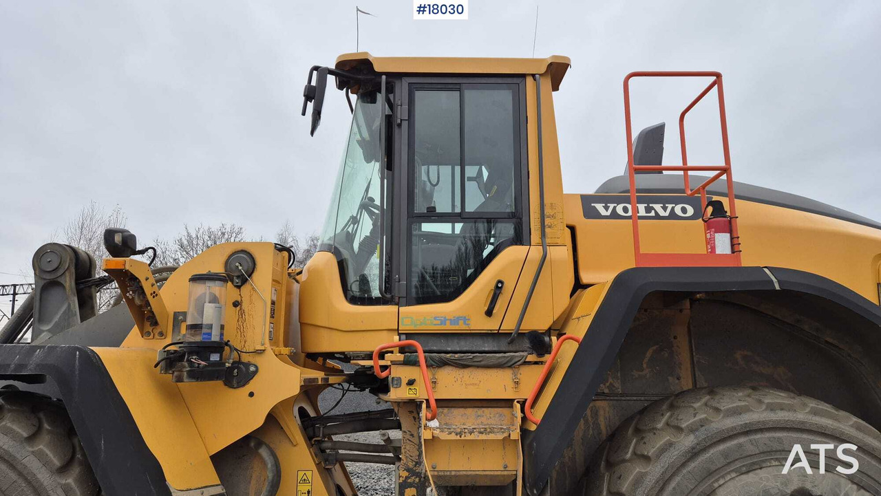 Chargeuse sur pneus Wheel loader VOLVO L180H (2017)