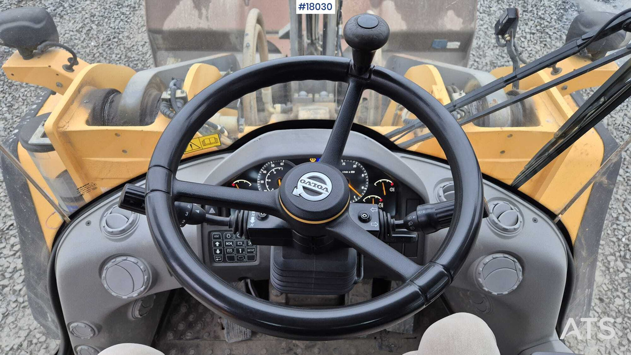 Chargeuse sur pneus Wheel loader VOLVO L180H (2017)