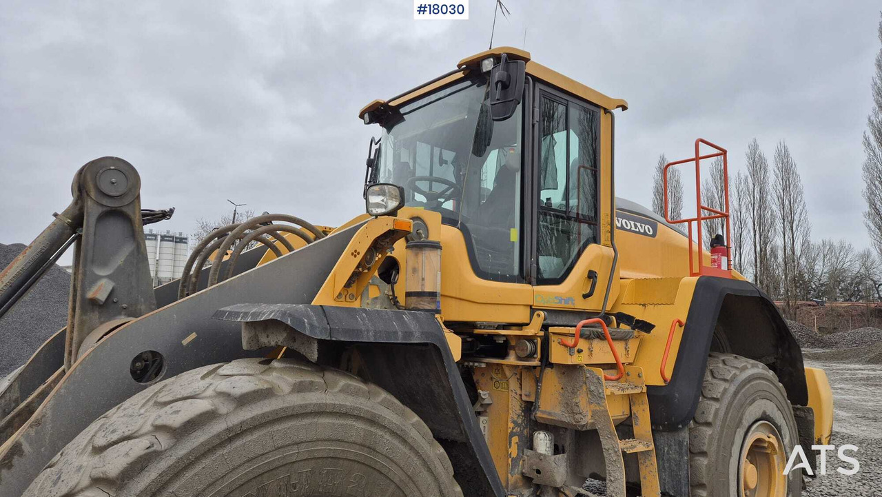 Chargeuse sur pneus Wheel loader VOLVO L180H (2017)