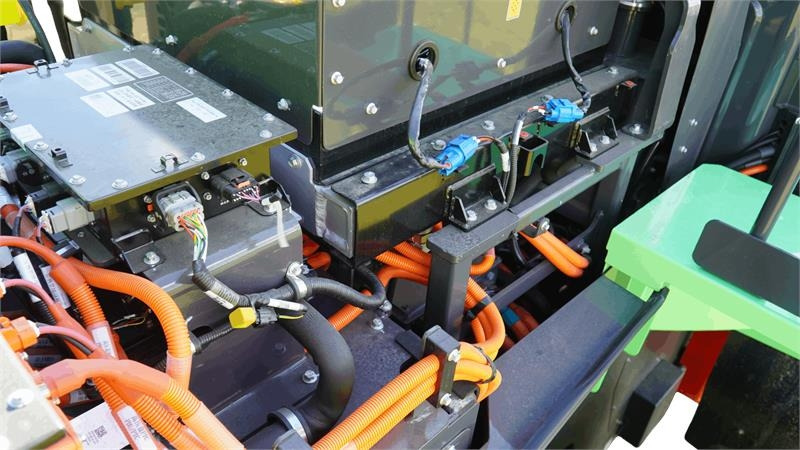 Chargeuse sur pneus XCMG XC968-EV ELEKTRISK