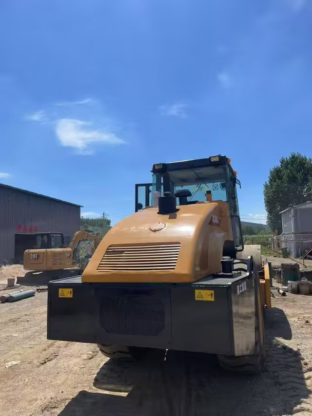 Chargeuse sur pneus XCMG XS222J XS223J