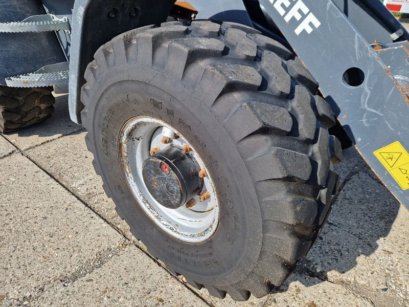 Chargeuse sur pneus Yanmar / Terex TL80 in nette staat 2017