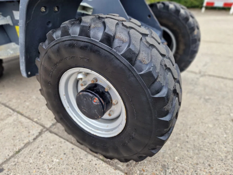 Chargeuse sur pneus Yanmar / Terex TL80 met NL kenteken very low hours!