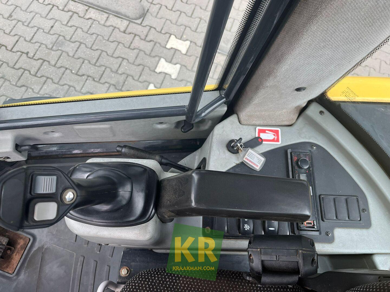 Chargeuse sur pneus Yanmar V100 shovel