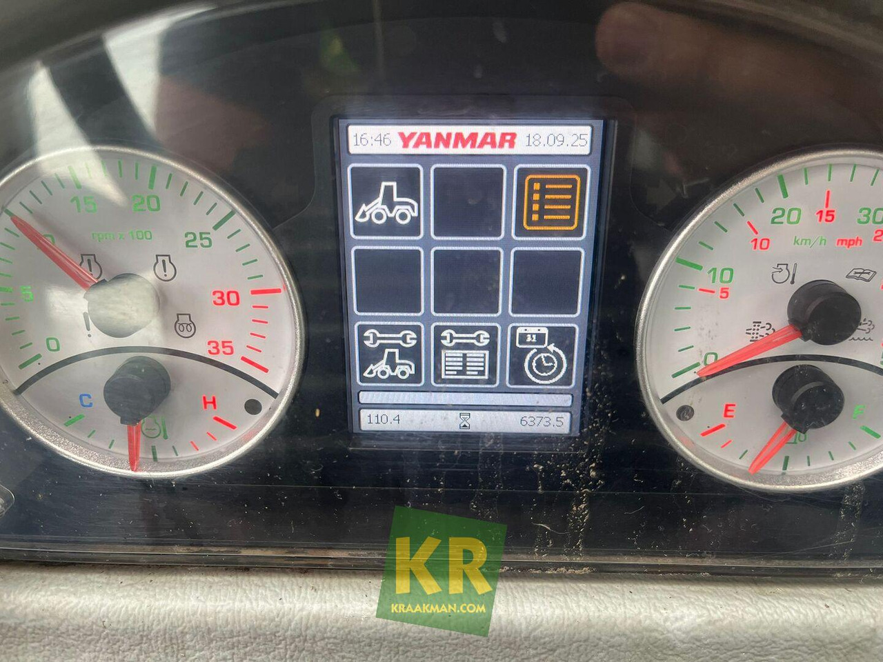 Chargeuse sur pneus Yanmar V100 shovel