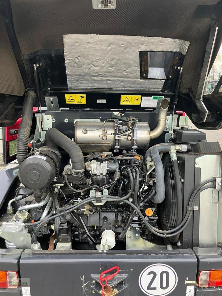 Chargeuse sur pneus Yanmar V80/5-ATO