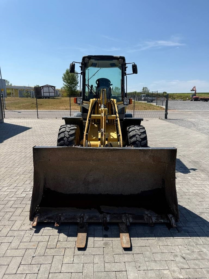 Chargeuse sur pneus Yanmar V 80