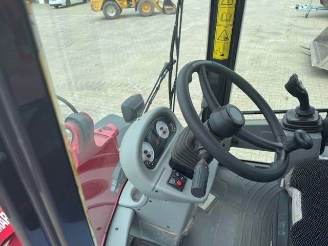Chargeuse sur pneus Yanmar V 80-5