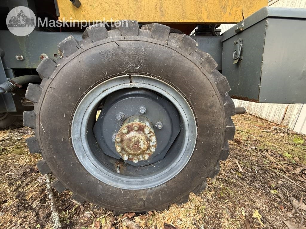 Chargeuse sur pneus Yonqui Hjullastare