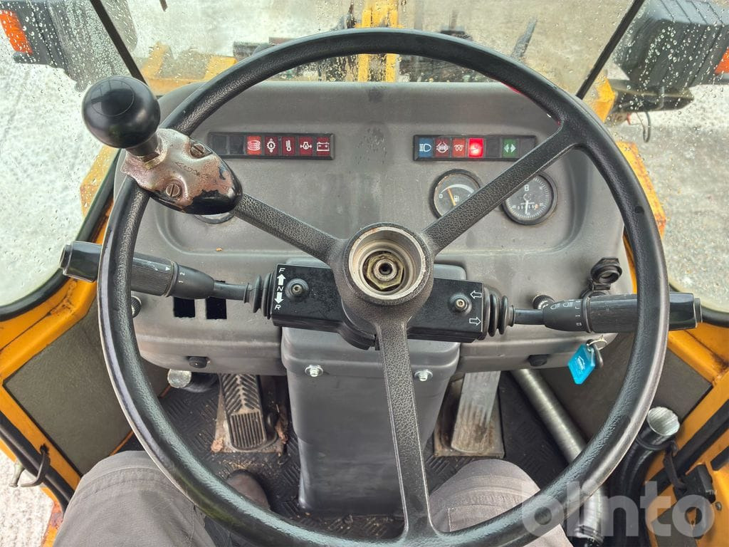 Chargeuse sur pneus Zettelmeyer ZL602B