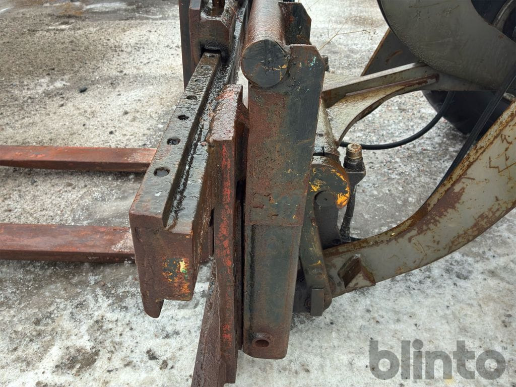 Chargeuse sur pneus Zettelmeyer ZL602B