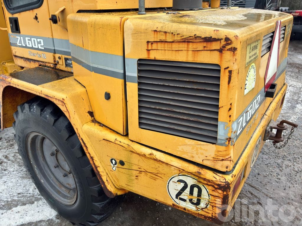 Chargeuse sur pneus Zettelmeyer ZL602B