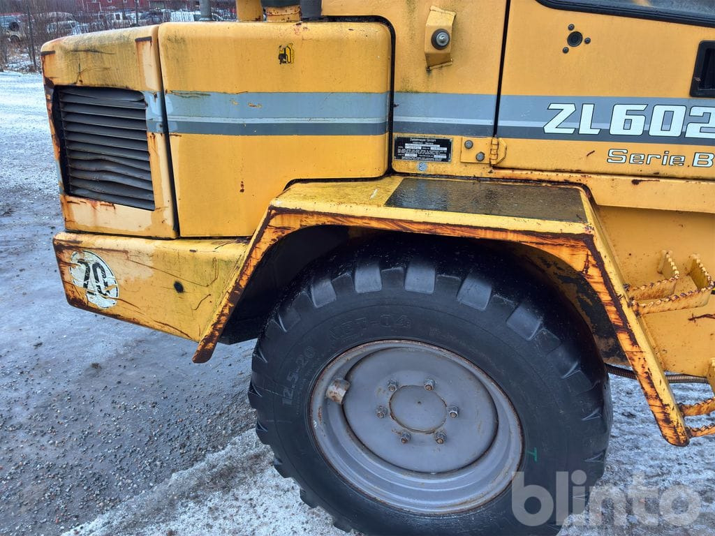 Chargeuse sur pneus Zettelmeyer ZL602B