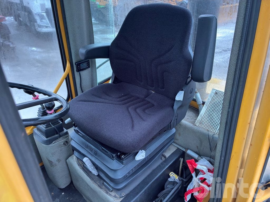 Chargeuse sur pneus Zettelmeyer ZL602B