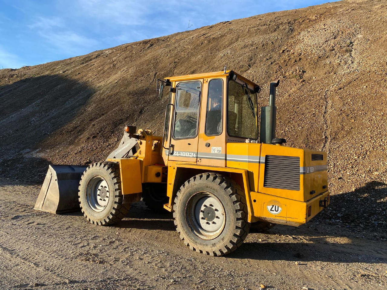 Chargeuse sur pneus Zettelmeyer ZL 1002