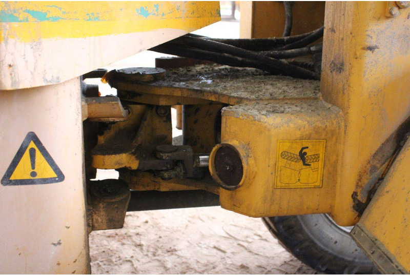 Chargeuse sur pneus Zettelmeyer ZL 502B