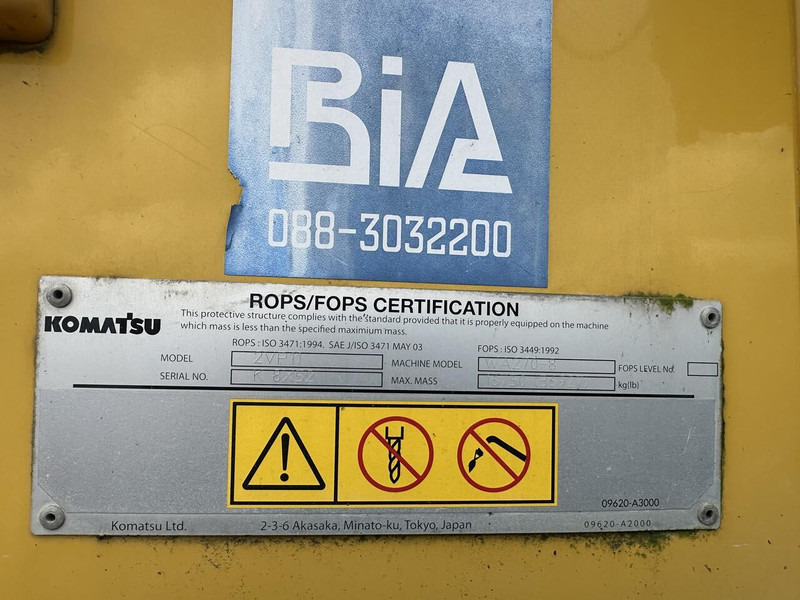 Chargeuse sur pneus shovel WA270 8 - Gebruikt