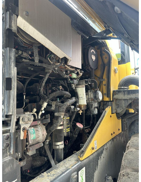 Chargeuse sur pneus shovel WA270 8 - Gebruikt