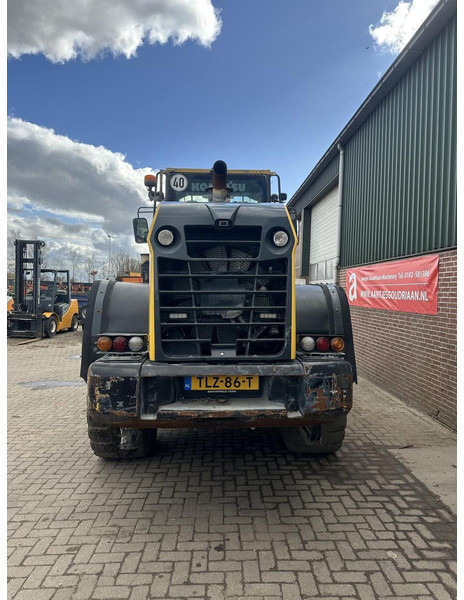 Chargeuse sur pneus shovel WA270 8 - Gebruikt