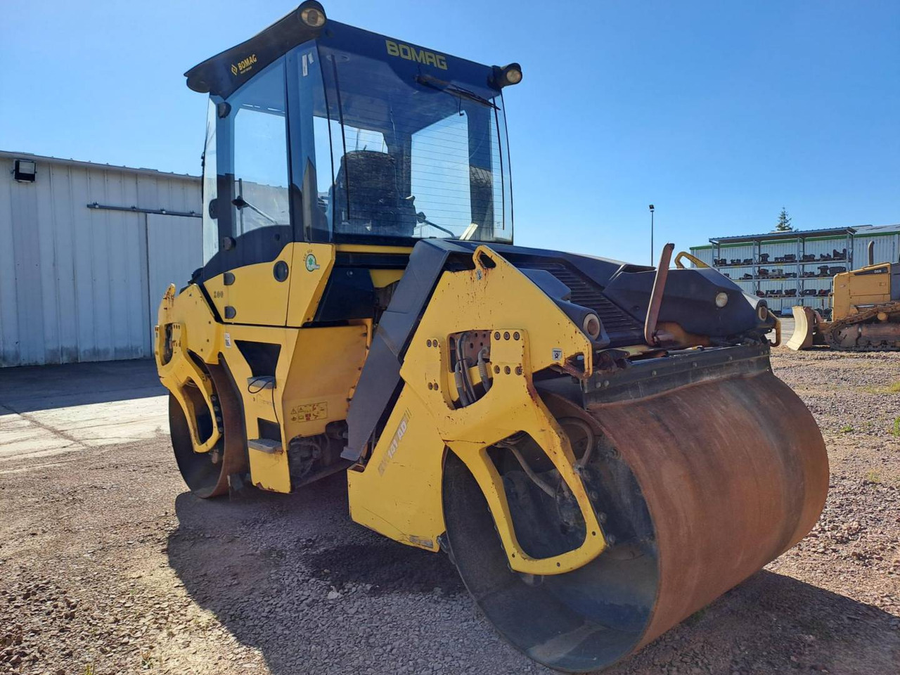 Compacteur à pieds de mouton/ Monocylindre BOMAG BW141