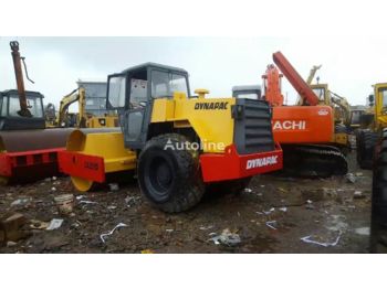 Compacteur à pieds de mouton/ monocylindre DYNAPAC CA251D
