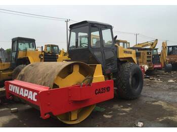 Compacteur à pieds de mouton/ monocylindre Dynapac CA25D