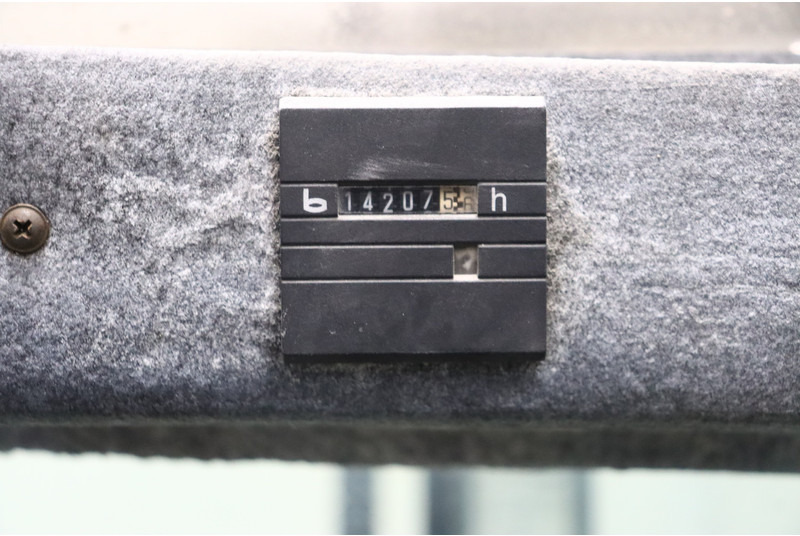 Engins de chantier Dantruck 8009