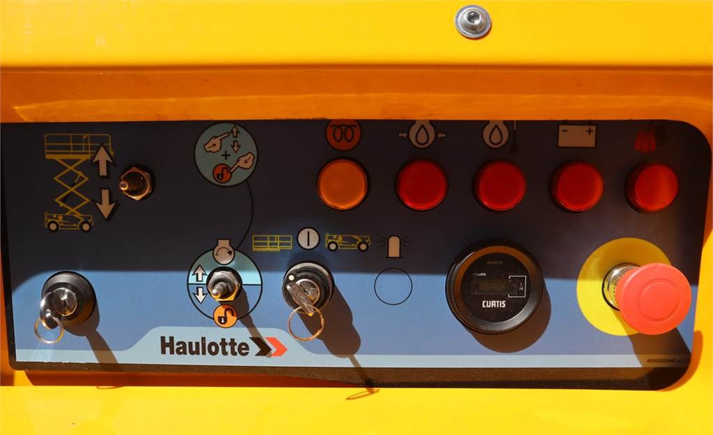 Nacelle ciseaux Haulotte COMPACT 12DX Valid Inspection, *Guarantee! Diesel,: photos 3
