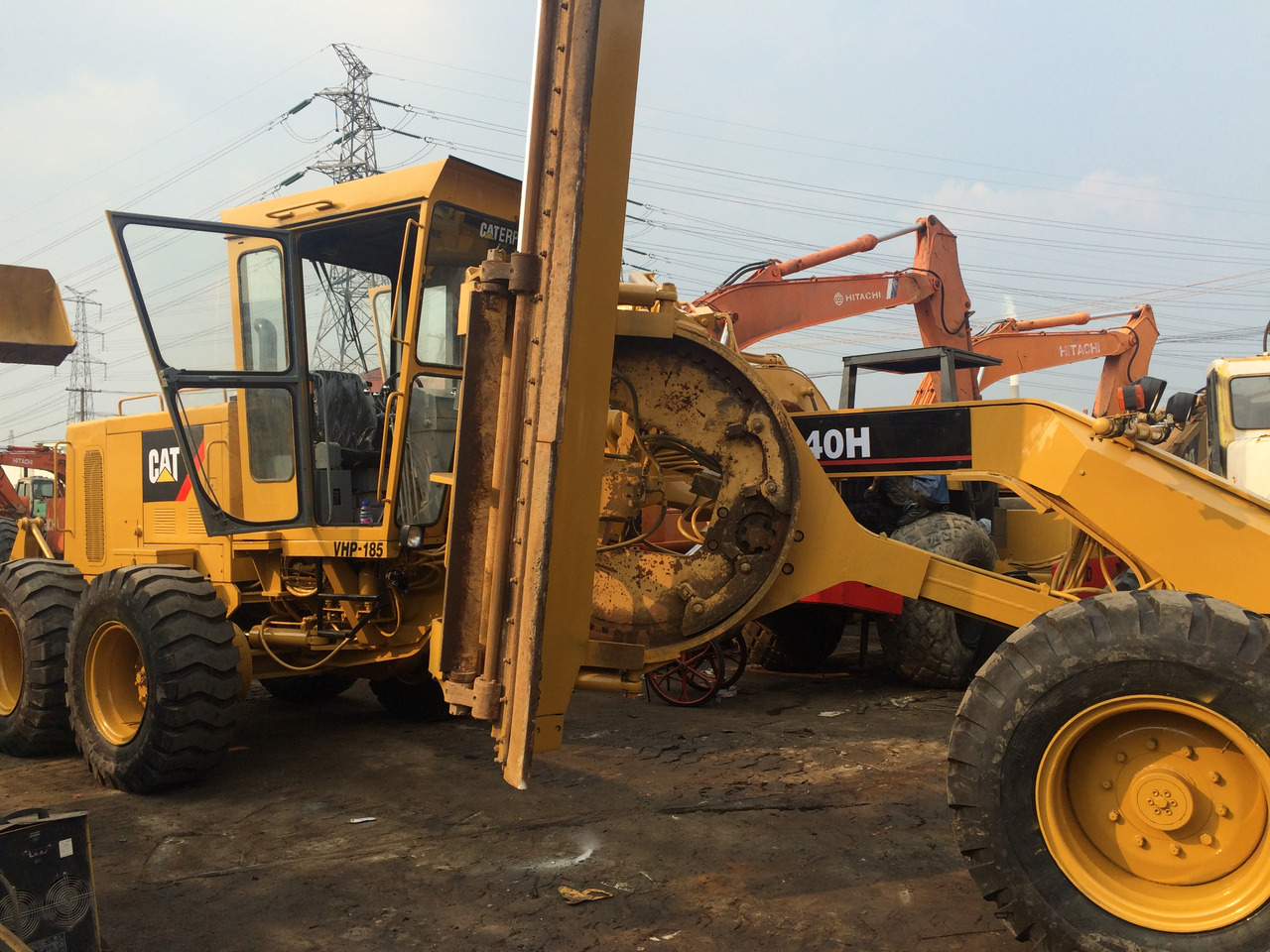 Niveleuse neuf High quality  Famous brand  CATERPILLAR 140H in CHINA for sale: photos 9