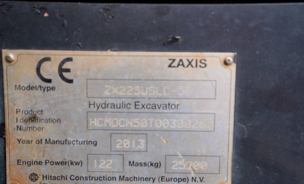 Pelle sur chenille Hitachi ZX225USLC-5B MARTTIINILLA: photos 15