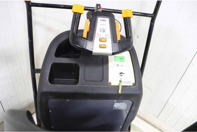 Engins de chantier INNOVEP BULL 5NS