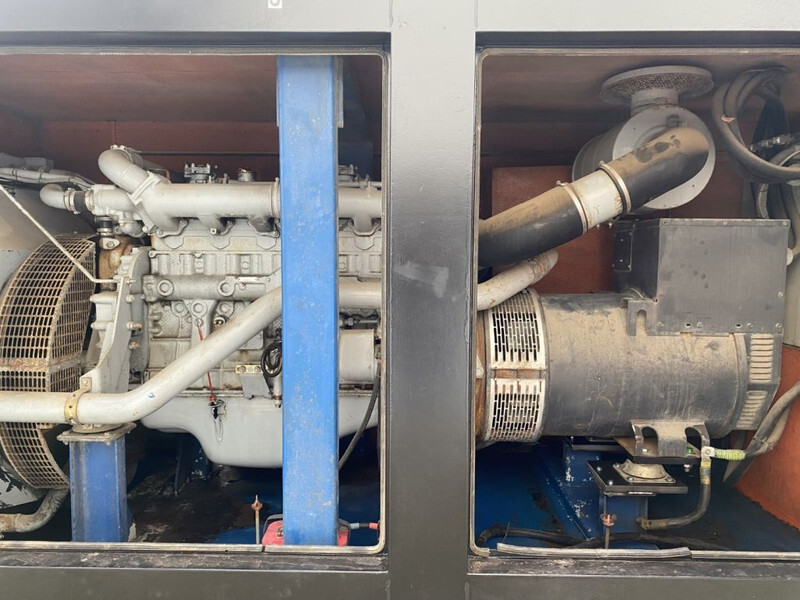 Groupe électrogène Iveco 8210 Mecc Alte Spa 330 kVA Silent generatorset: photos 15
